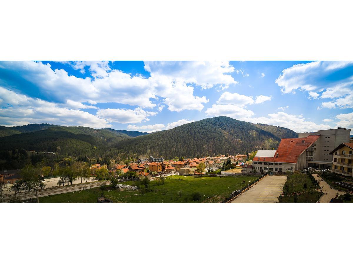 Park Hotel And Spa Vella Hills Velingrad Exterior photo